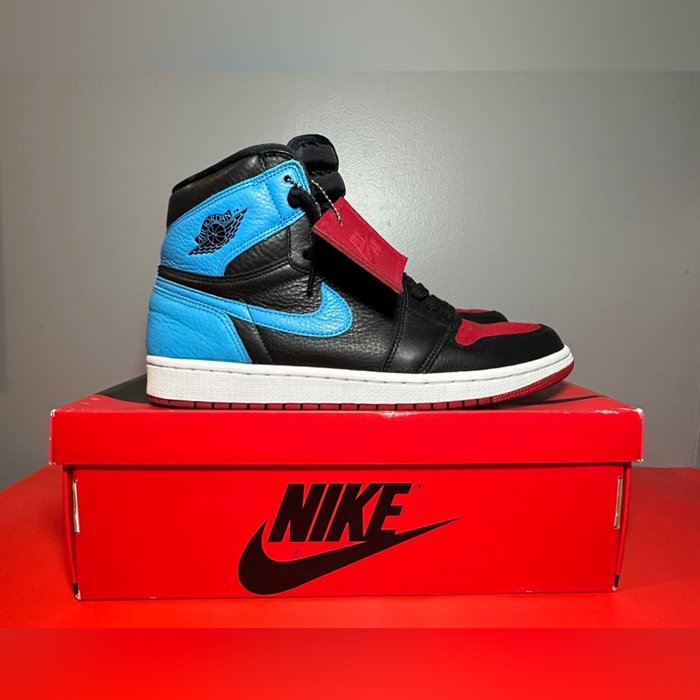 Size 12W/10.5M - Jordan 1 High OG UNC To Chicago